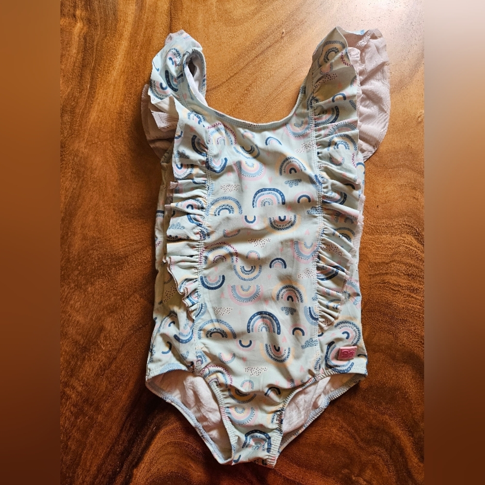 Ruffle Butts Adorable Rainbow Cloud Patterned Ruffle One Piece Swimsuit Size 6